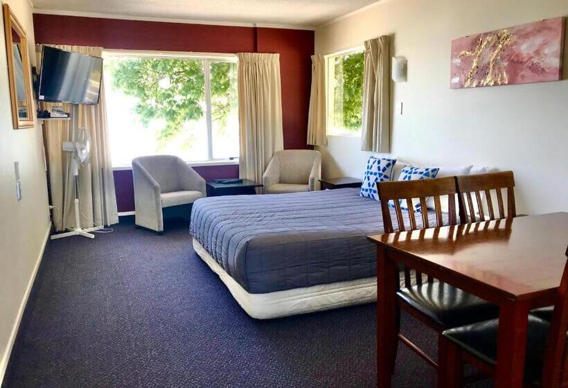 ファミリールーム, Tui Oaks Motel