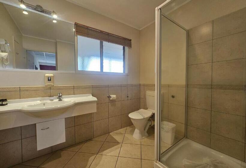 ファミリールーム, Tui Oaks Motel