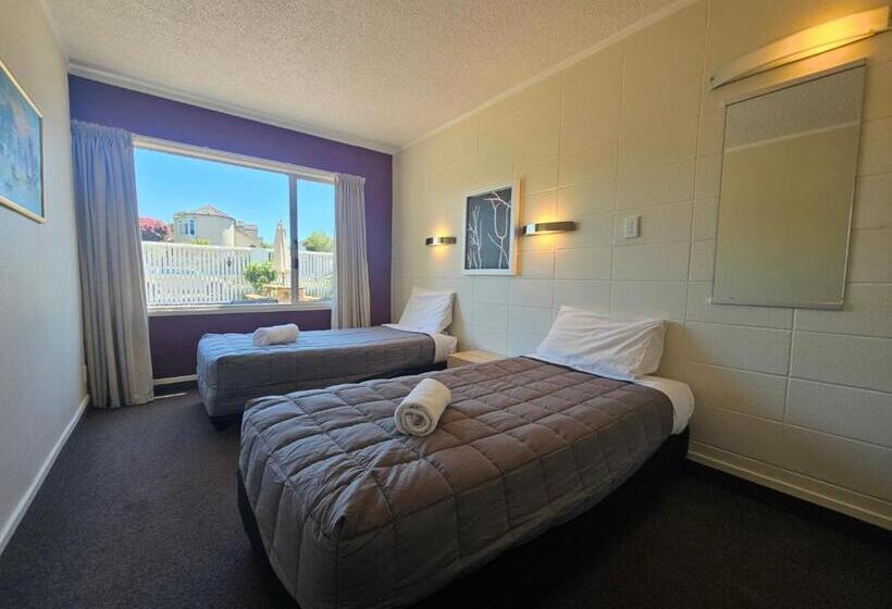 １階の１ベッドルームアパートメント, Tui Oaks Motel