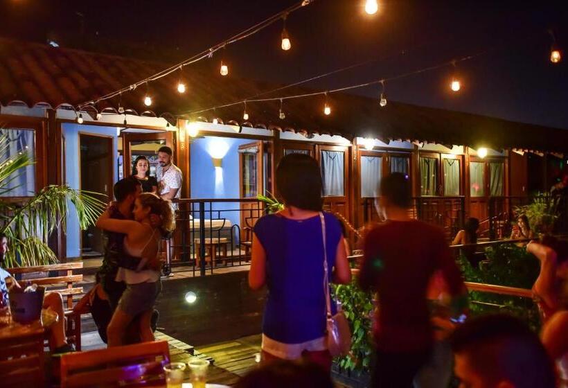 חדר סטנדרט עם טרסה, La Brisa Loca Hostel