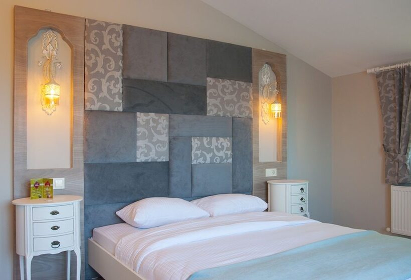 جناح, 1inci Konak