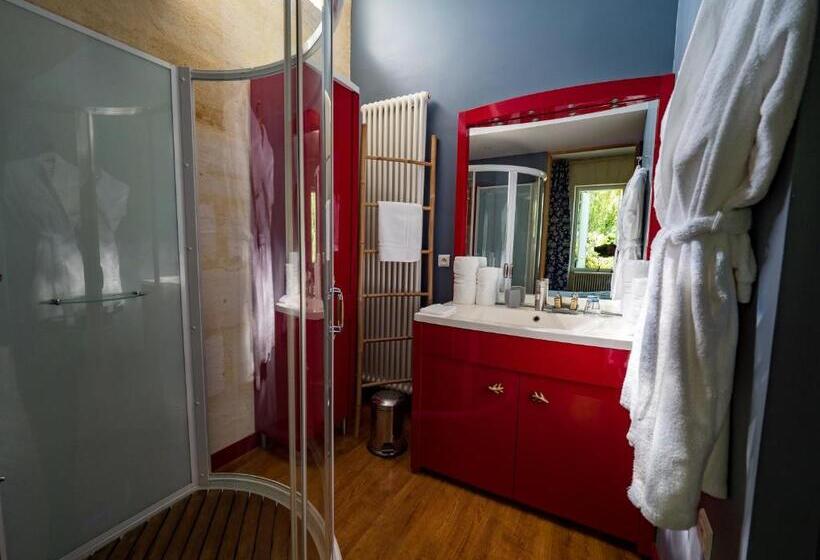 주니어 스위트, Petit Garros