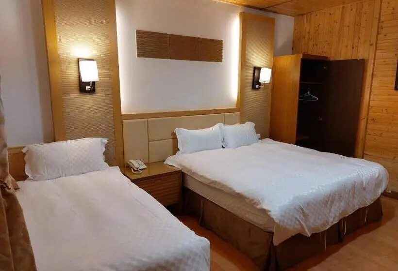 اتاق استاندارد سه نفره, Dragon Manor Resort