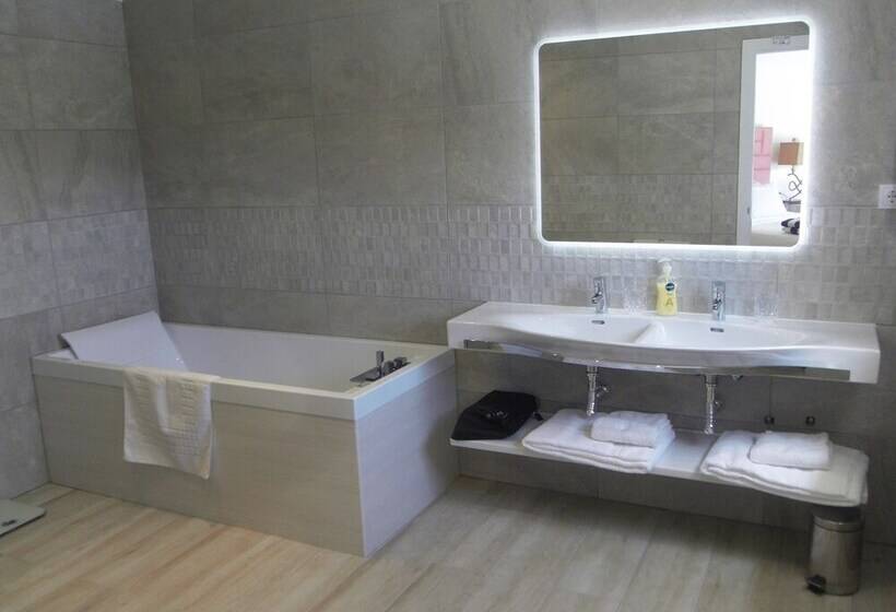 Номер Deluxe Вид на Море, Three Palms Adults Only