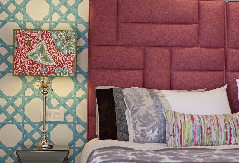 Люкс Повышенной Комфортности, Three Palms Adults Only