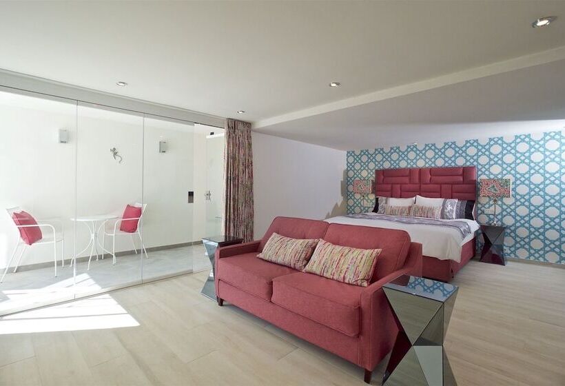 Люкс Повышенной Комфортности, Three Palms Adults Only