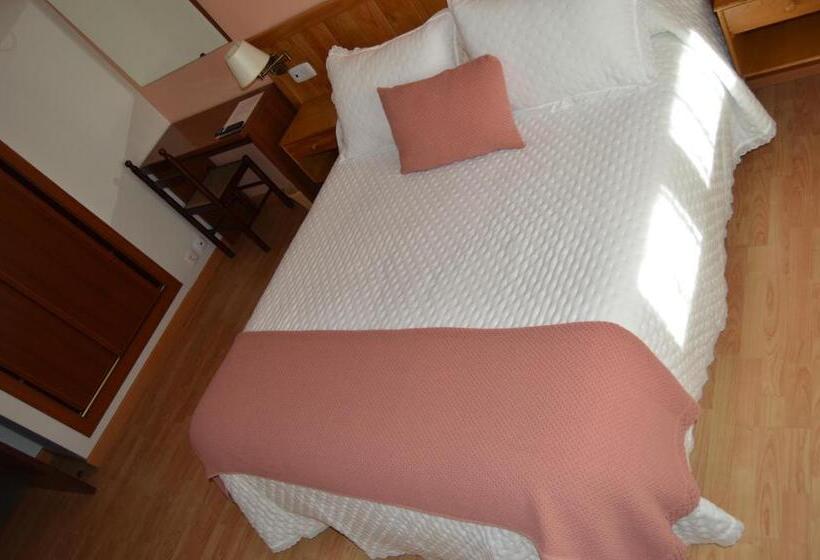 غرفة قياسية فردية, Restaurante Val