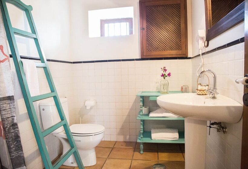 Quarto Estandar, Rural Rugama
