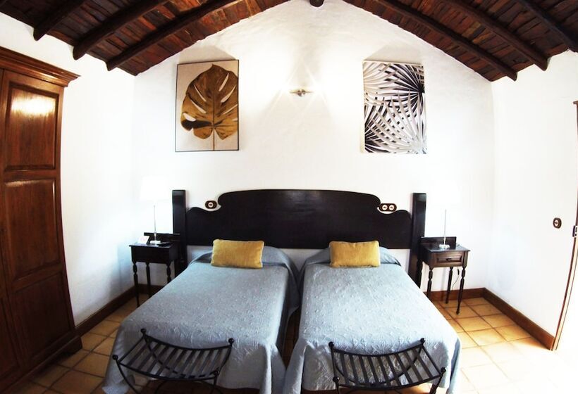 Quarto Estandar, Rural Rugama