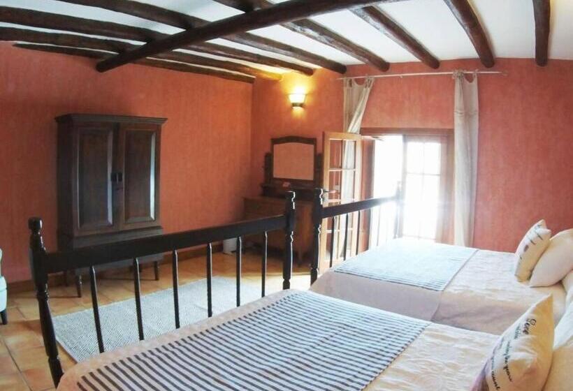 Люкс Вид на Сад, Rural Rugama