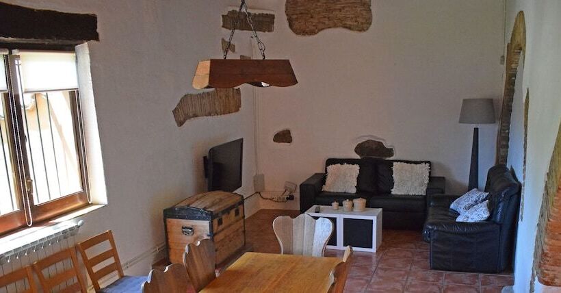 آپارتمان 4 خوابه, Masia Ca La Caputxeta & Golf