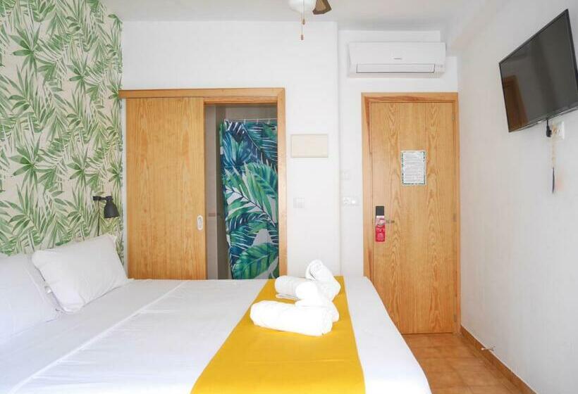 חדר סטנדרט, Nanit Rooms Ibiza Hostal