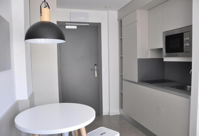 إستوديو قياسى مزودة بتراس, Residencia Universitaria Tarragona Mediterrani