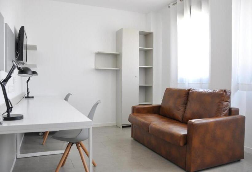 إستديو عائلى, Residencia Universitaria Tarragona Mediterrani