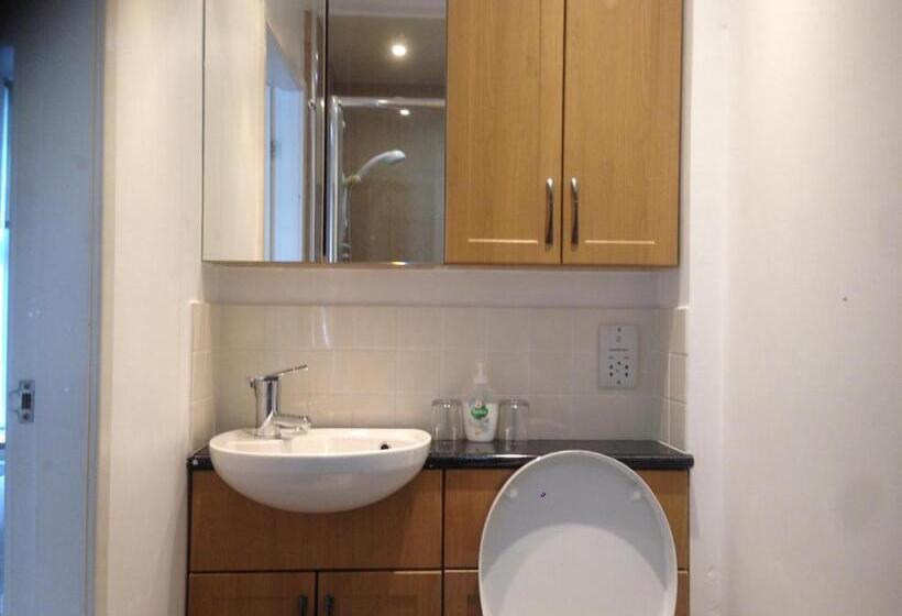 标准间, Glanllifon B&b