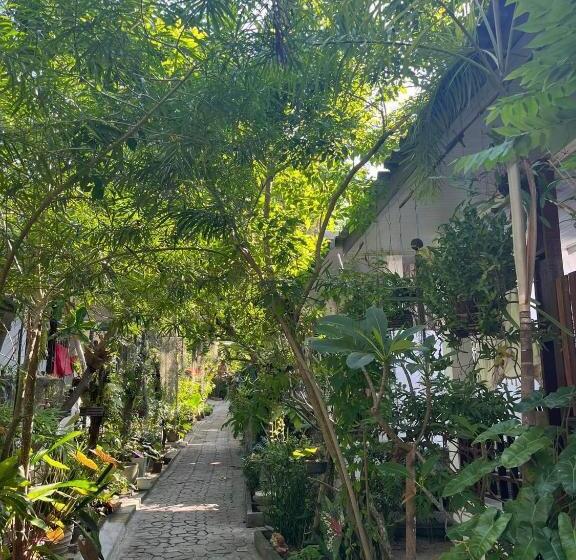 Casă 2 Dormitoare, Benjamin S Hut