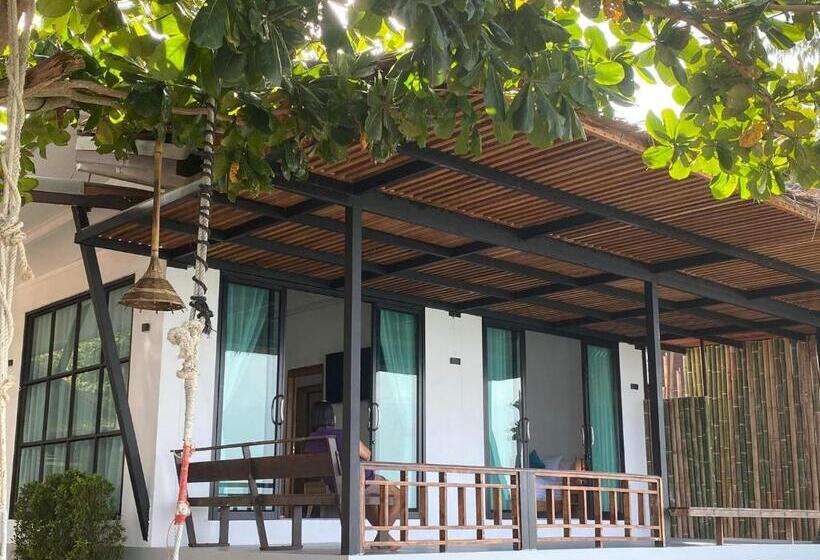 Casă 2 Dormitoare, Benjamin S Hut