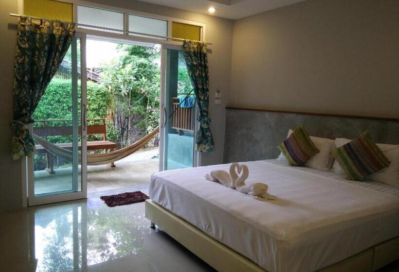 Cameră Standard, Benjamin S Hut