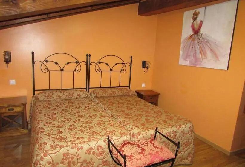 スタンダードトリプルルーム, Posada Rural El Rincón De Cabrojo