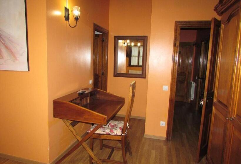 Номер Стандарт Трехместный, Posada Rural El Rincón De Cabrojo