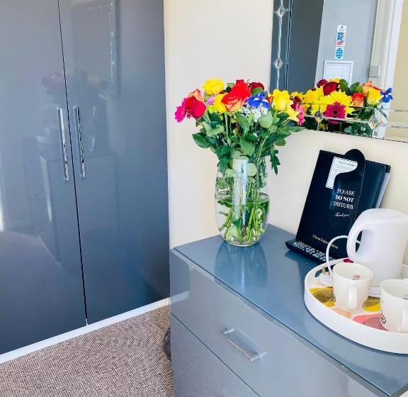 스탠다드 룸 측면 바다 전망, Villa Mentone