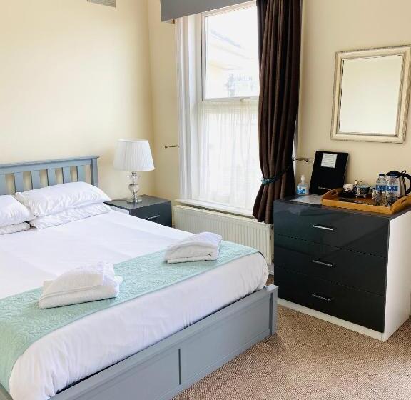 스탠다드 발코니 룸 측면 바다 전망, Villa Mentone