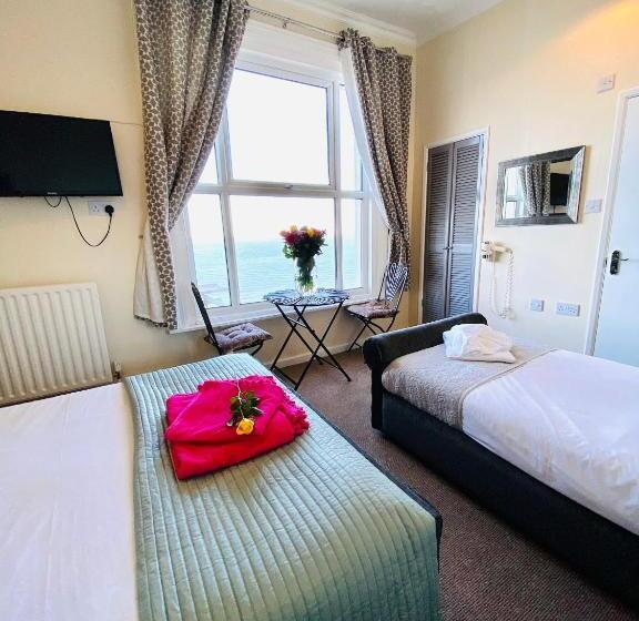 Triple Room Sea View, Villa Mentone