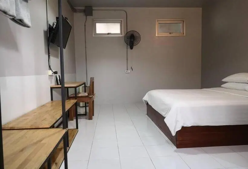 اتاق استاندارد با تخت بزرگ, Siri Guesthouse @ Surat Thani