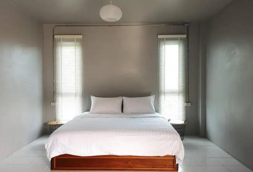 اتاق سوپریور با تخت بزرگ, Siri Guesthouse @ Surat Thani