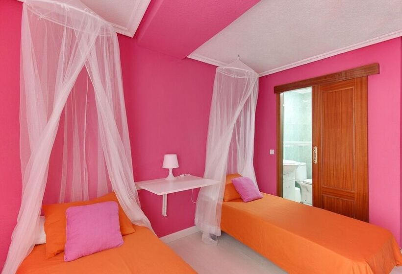 اتاق استاندارد, Sweet Home Salamanca