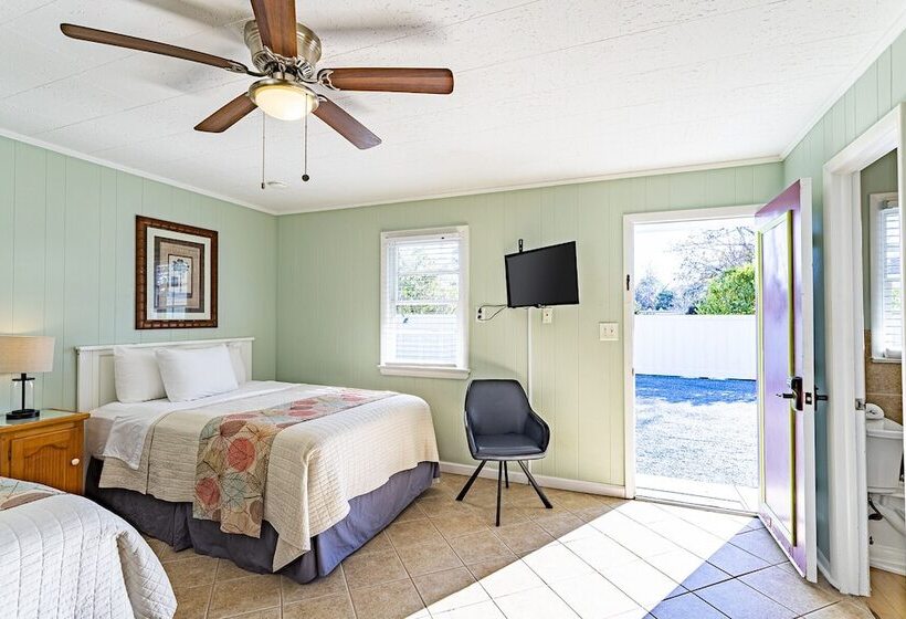 基本间, Island Motel Obx