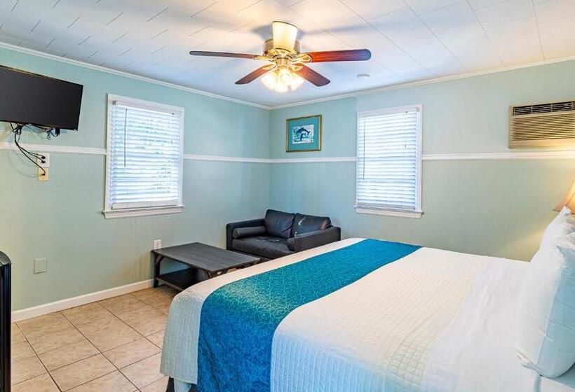 带大床的标准间, Island Motel Obx
