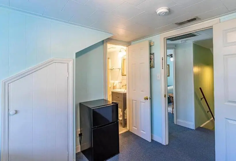 اتاق عادی, Island Motel Obx