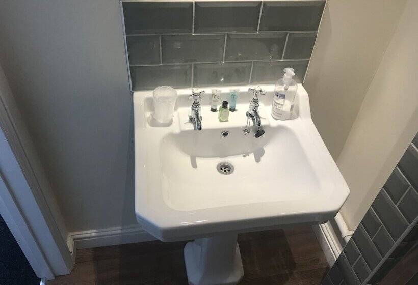 ベーシックルーム, The Dorset