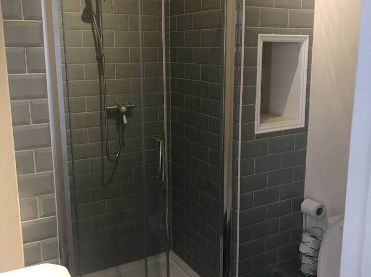 スタンダードルーム, The Dorset