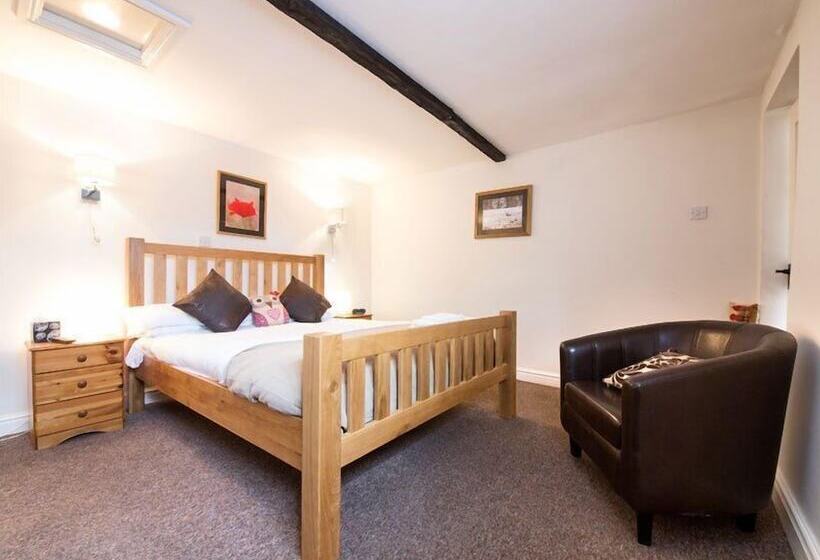 Номер Стандарт, The Hardinge Arms