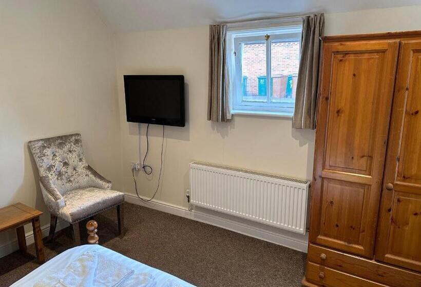 Номер Стандарт, The Hardinge Arms