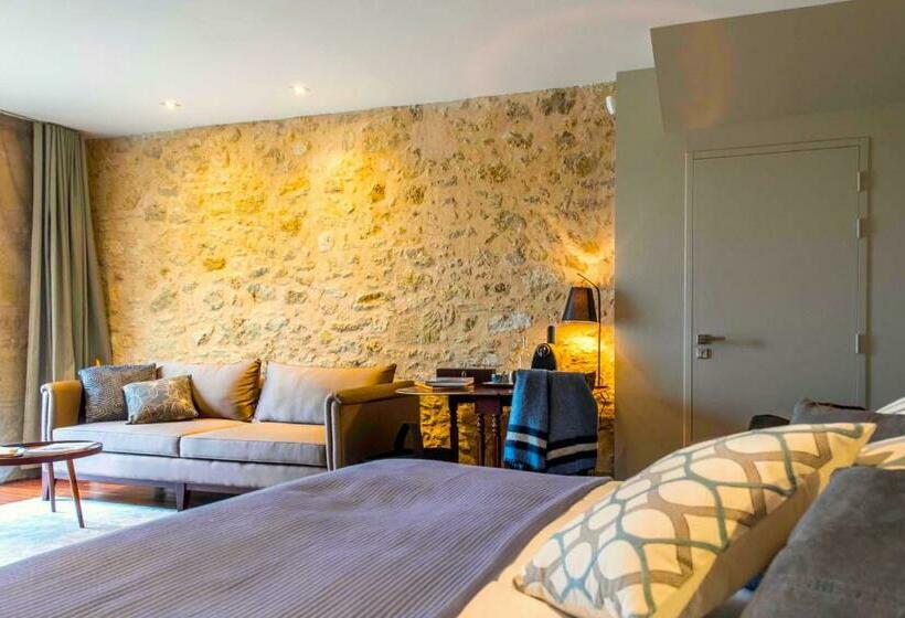 חדר דלוקס, 5 Lasserre