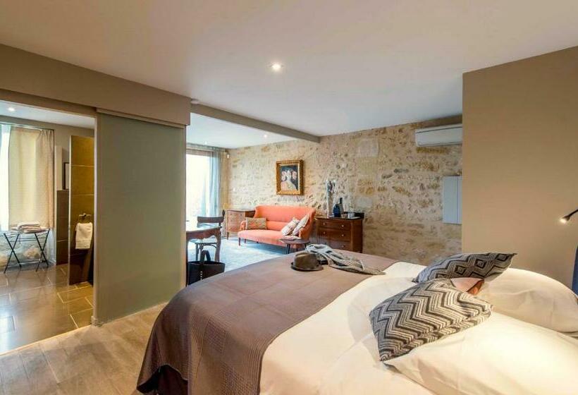 חדר דלוקס, 5 Lasserre