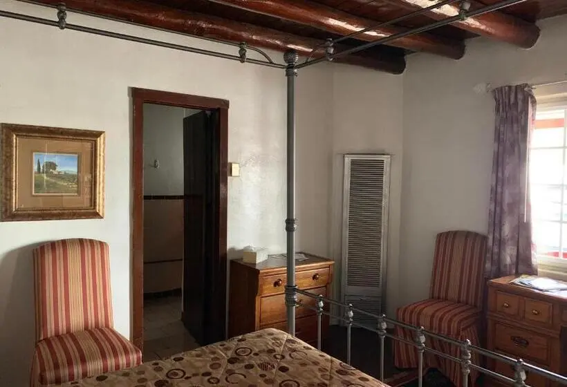Standard-huone King-vuode, Cottonwood Court Motel