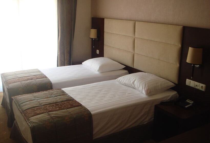 חדר סטנדרט, Cetin