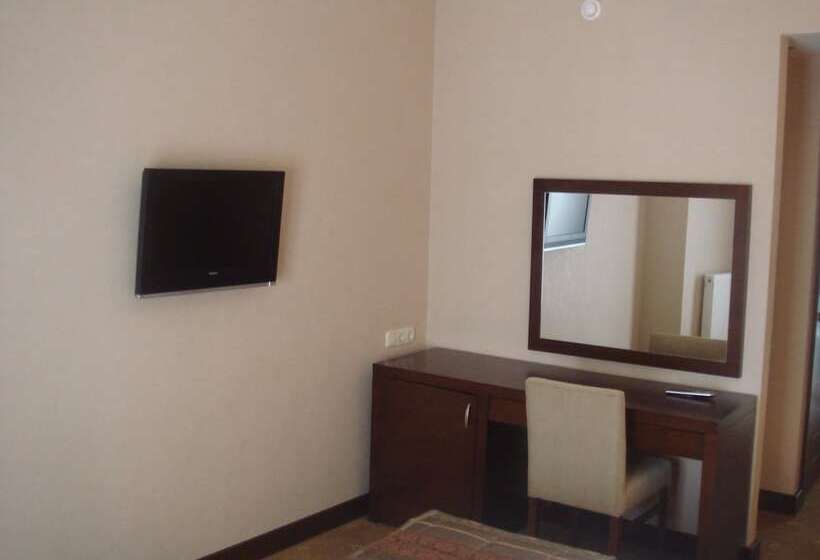 חדר סטנדרט, Cetin