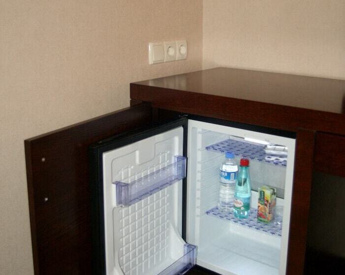 חדר סטנדרט, Cetin