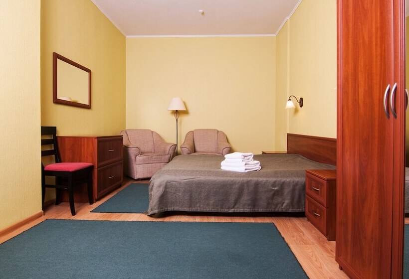 سوییت, Mini Hotel On Elektrotechnichnaya Street 18