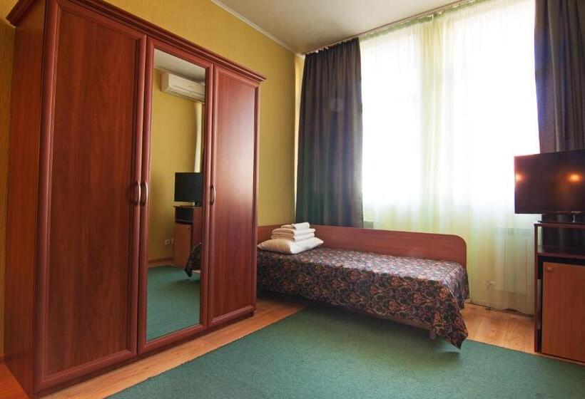 سوییت, Mini Hotel On Elektrotechnichnaya Street 18