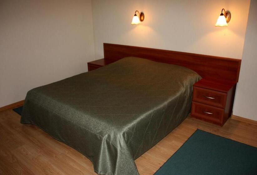 سوییت, Mini Hotel On Elektrotechnichnaya Street 18