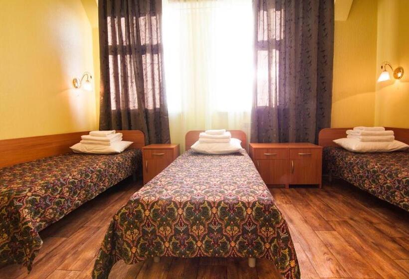 اتاق استاندارد سه نفره, Mini Hotel On Elektrotechnichnaya Street 18