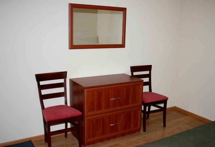 سوییت, Mini Hotel On Elektrotechnichnaya Street 18