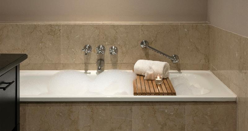 اتاق استاندارد چهار تخته, Tea Cloud Guest House