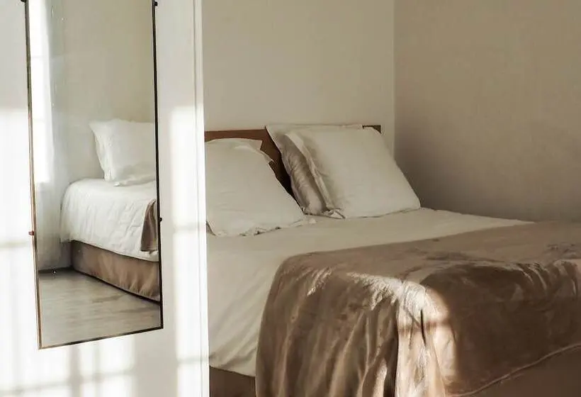 Standard-studio, Creste E Mare